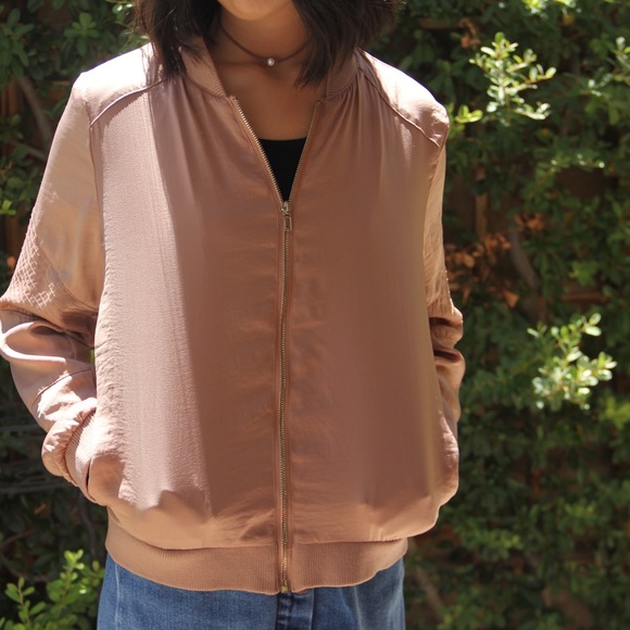 pink bomber jacket - Picture 3 of 4